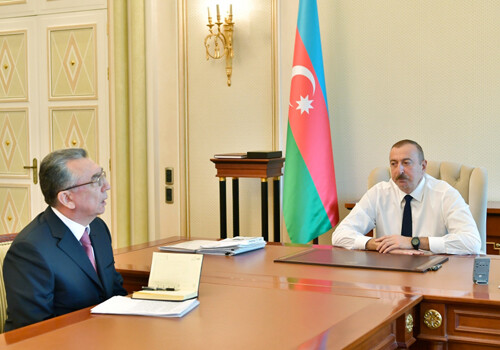 Президент Алиев поручил мэру Баку устранить все недостатки в работе городских служб с населением