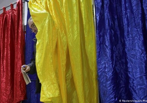 Первый тур президентских выборов в Румынии не выявил победителя