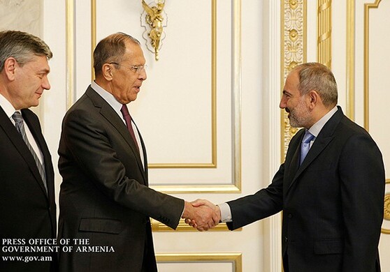 В Ереване состоялась встреча премьер-министра Армении и главы МИД России