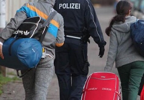 Из Германии в Баку депортирован 61 гражданин
