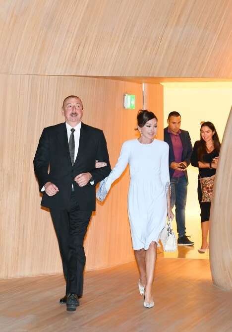 В Центре Гейдара Алиева прошел творческий вечер Максима Галкина - Президент Ильхам Алиев и первая леди посмотрели шоу юмориста (Фото)