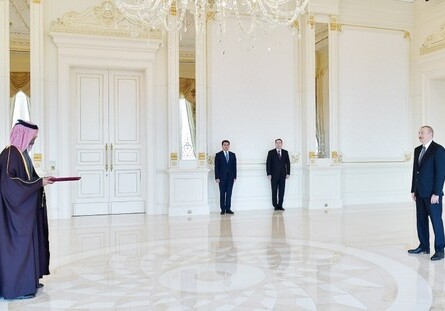 Президент Азербайджана принял верительные грамоты нового посла Катара (Фото-Обновлено)