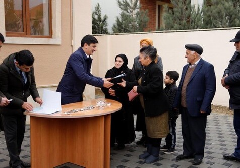 Семьям шехидов и инвалидам Карабахской войны переданы 10 новых домов в Гобу (Фото)