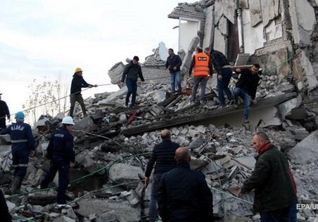В Албании произошло мощное землетрясение, есть погибшие (Фото-Видео-Обновлено)