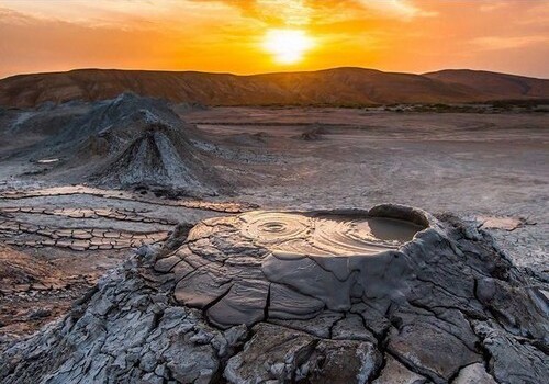 Вокруг грязевого вулкана в Гобустане будет создан туристический комплекс
