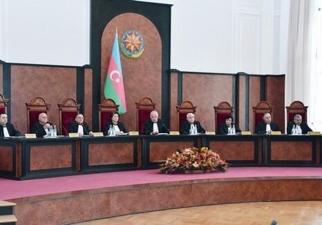Пленум Конституционного суда рассматривает запрос Президента Азербайджана о соответствии роспуска парламента Конституции (Фото)