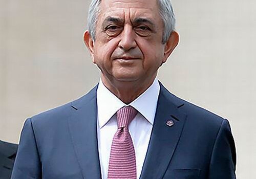 Экс-президент Армении Саргсян обвиняется в присвоении финансов, взята подписка о невыезде