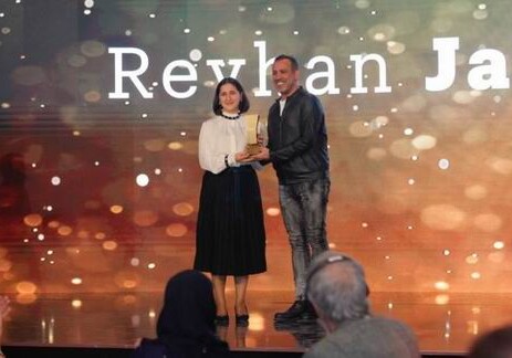 Азербайджанская школьница получила престижную премию в Турции (Фото)