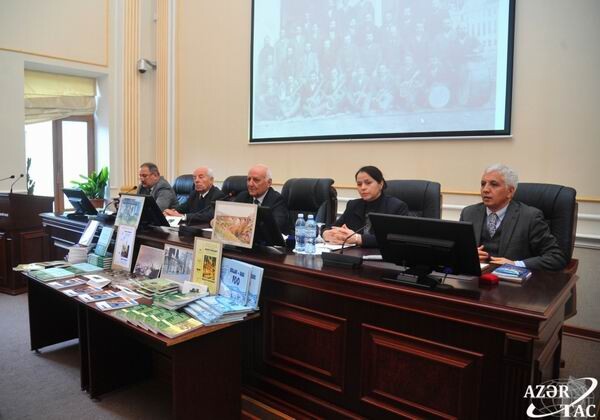 Состоялась международная конференция, посвященная 200-летию переселения немцев в Азербайджан (Фото)