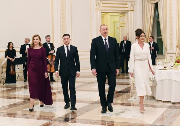 В Баку устроен официальный прием в честь президента Украины (Фото)