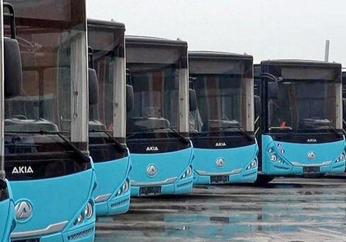 В Баку привезли 371 новый автобус