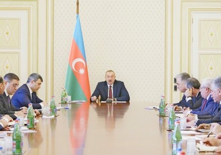 Президент Азербайджана провел совещание по итогам хлопкового сезона (Фото-Обновлено)