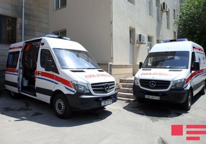 В Баку трое малолетних детей отравились угарным газом