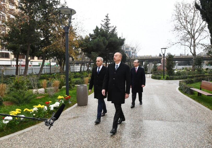 Президент Ильхам Алиев ознакомился с реконструкцией, проводимой в еще одном парке Баку (Фото-Обновлено)