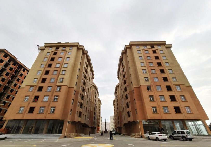 Семьи шехидов и инвалиды Карабахской войны получили новые квартиры в Абшеронском районе (Фото)