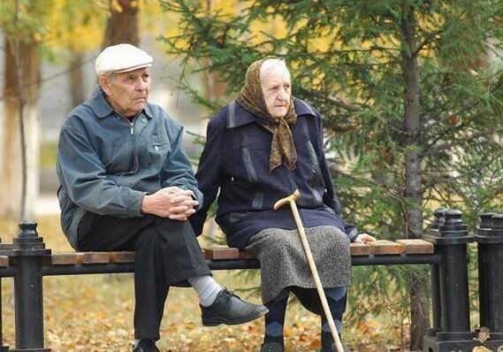Обнародован пенсионный возраст мужчин и женщин в Азербайджане на 2020-й год