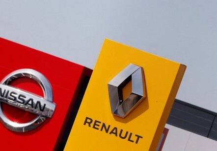 Nissan выходит из альянса с Renault