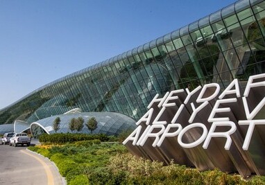 Международный аэропорт Гейдар Алиев назвал самые пунктуальные авиакомпании