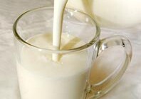 Жирное молоко приводит к ускоренному старению тела - Исследование