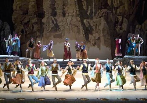 К 75-летию Полада Бюльбюльоглу в Баку покажут балет «Любовь и смерть»
