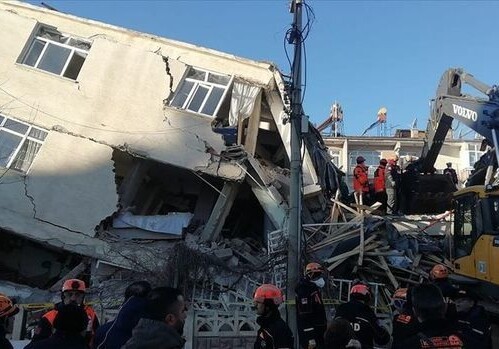 Началась эвакуация азербайджанских студентов из зоны землетрясения в Турции 