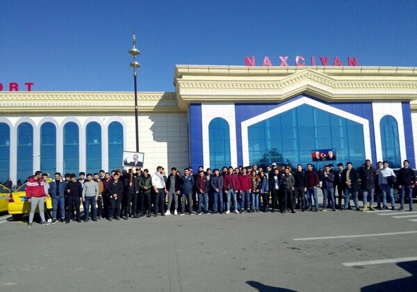 Азербайджанские студенты: «Мы признательны нашему Президенту за помощь в эвакуации из зоны землетрясения» (Фото)