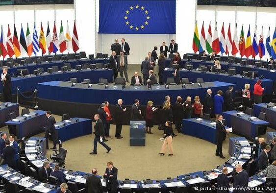 Европарламент одобрил соглашение о выходе Великобритании из состава Евросоюза