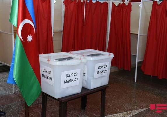 Названы округа в Азербайджане с наибольшей и наименьшей избирательной активностью