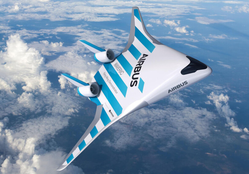 «Самолет из «Звездных войн»: Airbus представил двухметровый прототип нового лайнера (Видео)