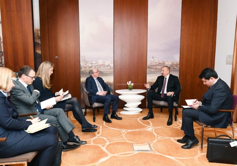 Ильхам Алиев встретился в Мюнхене с исполнительным директором Всемирного банка (Фото-Обновлено)