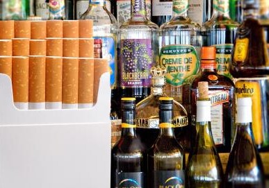 В Азербайджане повышены акцизы на импорт табачных изделий и алкоголя