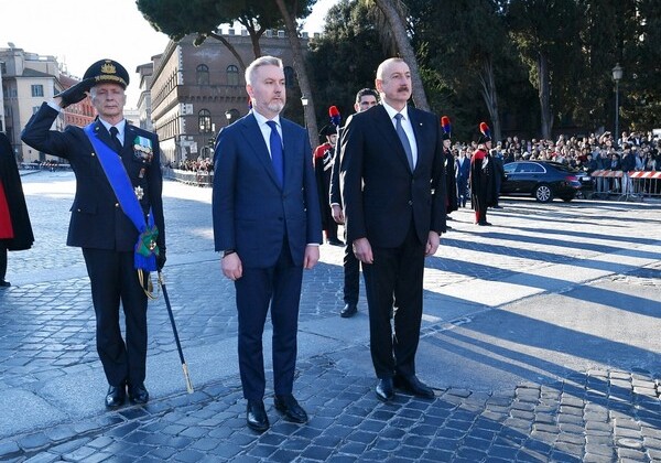 Президент Азербайджана посетил в Риме памятник неизвестному солдату (Фото)