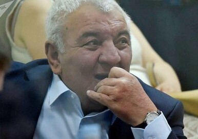 Экс-главу Генштаба Армении вызовут на «допрос» в парламент