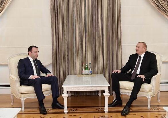 Президент Ильхам Алиев принял министра обороны Грузии (Фото)