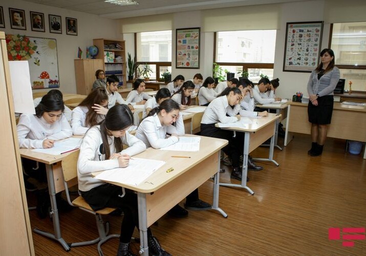 Вынужденные каникулы в образовательных учреждениях Азербайджана продлены до 27 марта