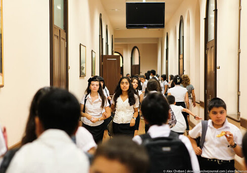 Минобразования готовит предложения по продлению учебного года в Азербайджане