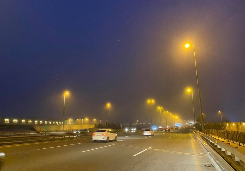 Названа причина тумана в Баку и на Абшеронском полуострове – Вниманию водителей и пешеходов!