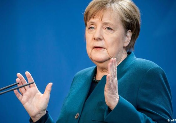 Ангела Меркель решила уйти на домашний карантин