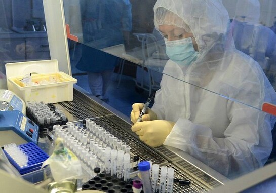 Во Франции успешно испытали лекарство от коронавируса