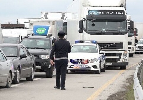 За перевозку пассажиров, не имеющих прописки, ждет штраф или арест – МВД предупредило водителей