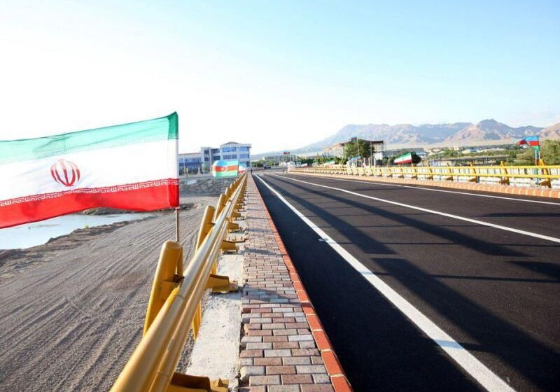 Азербайджан продлил срок закрытия границы с Ираном 