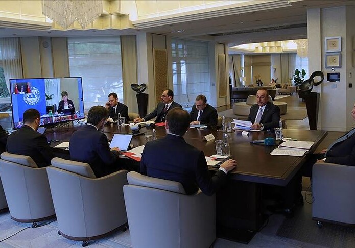 Эрдоган принял участие в экстренном саммите G20 в режиме телеконференции (Фото)