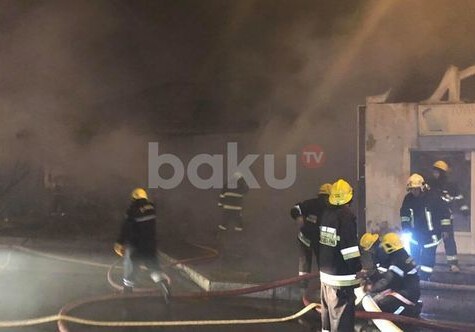На рынке стройматериалов в Баку произошел пожар (Фото)