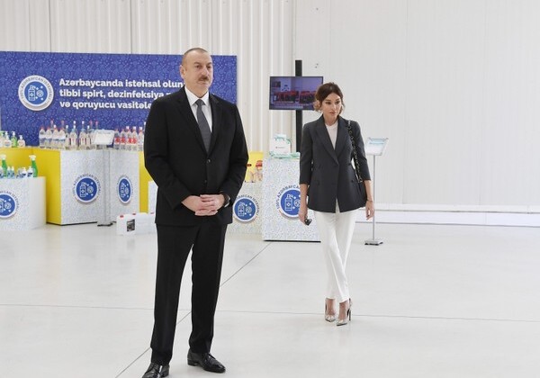 Президент Ильхам Алиев принял участие в открытии предприятия по производству медицинских масок в Сумгайыте (Фото-Видео-Обновлено)