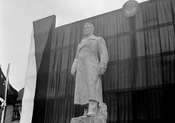 В Чехии продают памятник Сталину