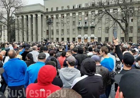 Жители Владикавказа устроили протесты против самоизоляции