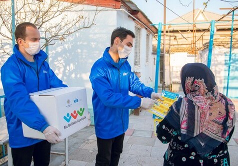 Фонд Гейдара Алиева оказал помощь малообеспеченным семьям в абшеронских поселках и Исмаиллинском районе (Фото)