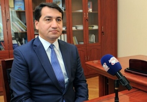 Хикмет Гаджиев: «Деструктивное заявление министра иностранных дел Армении является серьезным ударом по переговорному процессу»