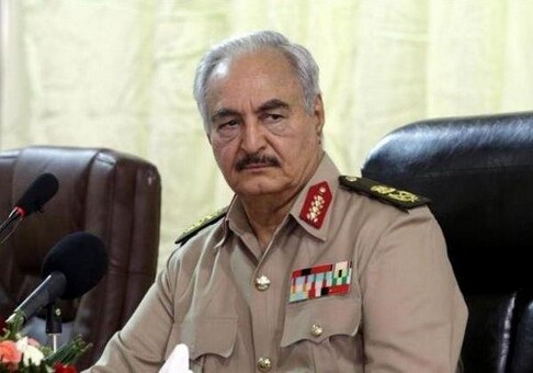 Хафтар объявил о переходе власти в Ливии к армии
