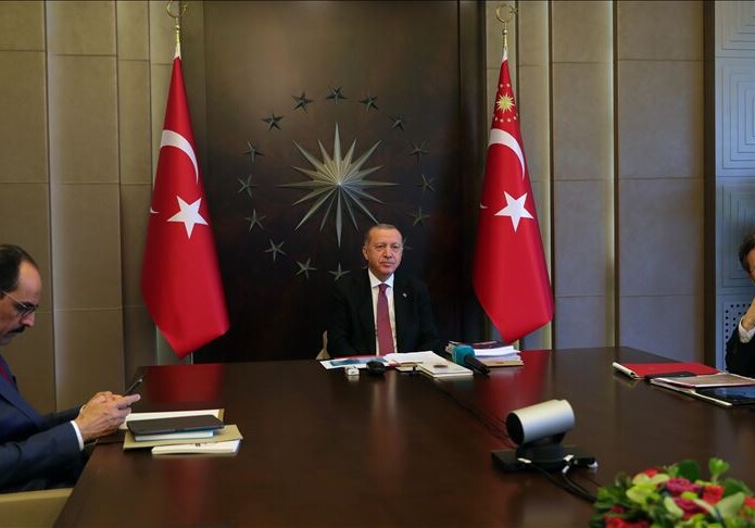 Президент Турции пообщался с пациентами одной из больниц Стамбула (Фото)